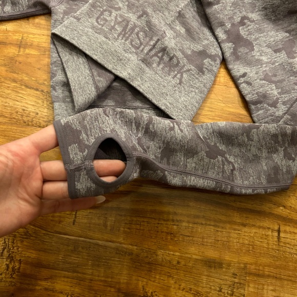 Gymshark camo longsleeve - Picture 3 of 4